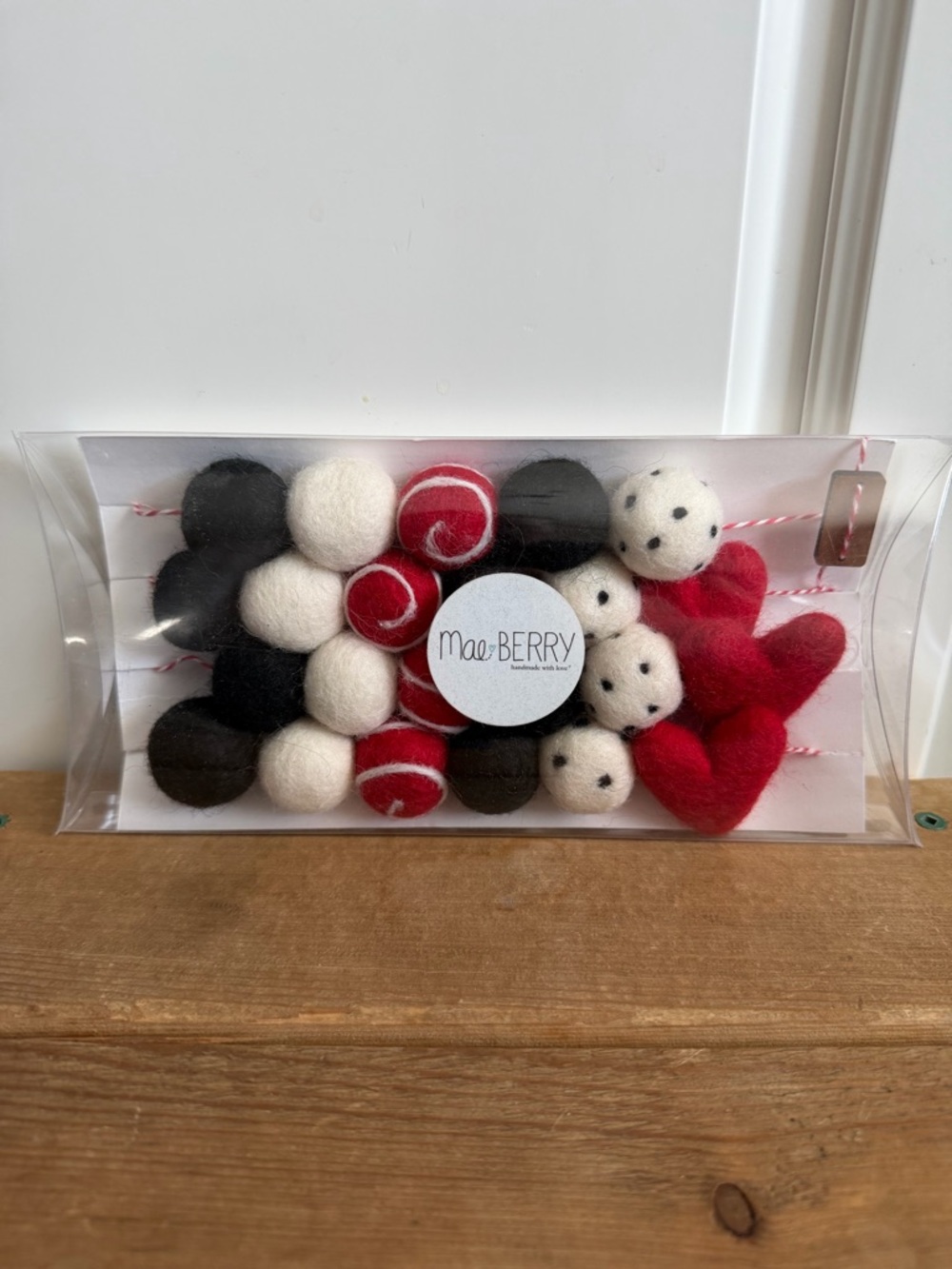 Garland - Valentine’s Day - Merino Wool - Handmade in Canada